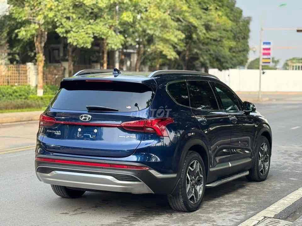 Santafe 2022 bản 2.2D Premium 47000 km siêu mới. Mua bán Ô tô tại Quận Cầu Giấy Hà Nội được đăng bởi TRUNG HIẾU AUTO hình 5