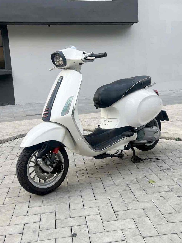 vespa sprint đèn led, máy zin êm. công chứng liền. Mua bán Xe máy tại Quận Tân Phú Tp Hồ Chí Minh được đăng bởi Nguyễn Ngọc Trí hình 1