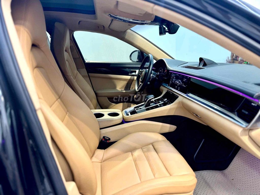 Porsche Panamera 3.0 V6 model 2018. Mua bán Ô tô tại Quận 8 Tp Hồ Chí Minh được đăng bởi Khoa nguyễn hình 6
