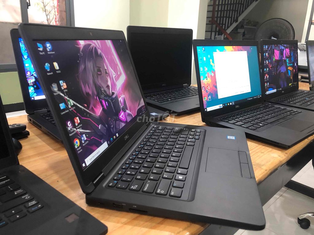 💯Dell E5490💯core i5 gen 8 💯 ram8gb💯màn 14inch full