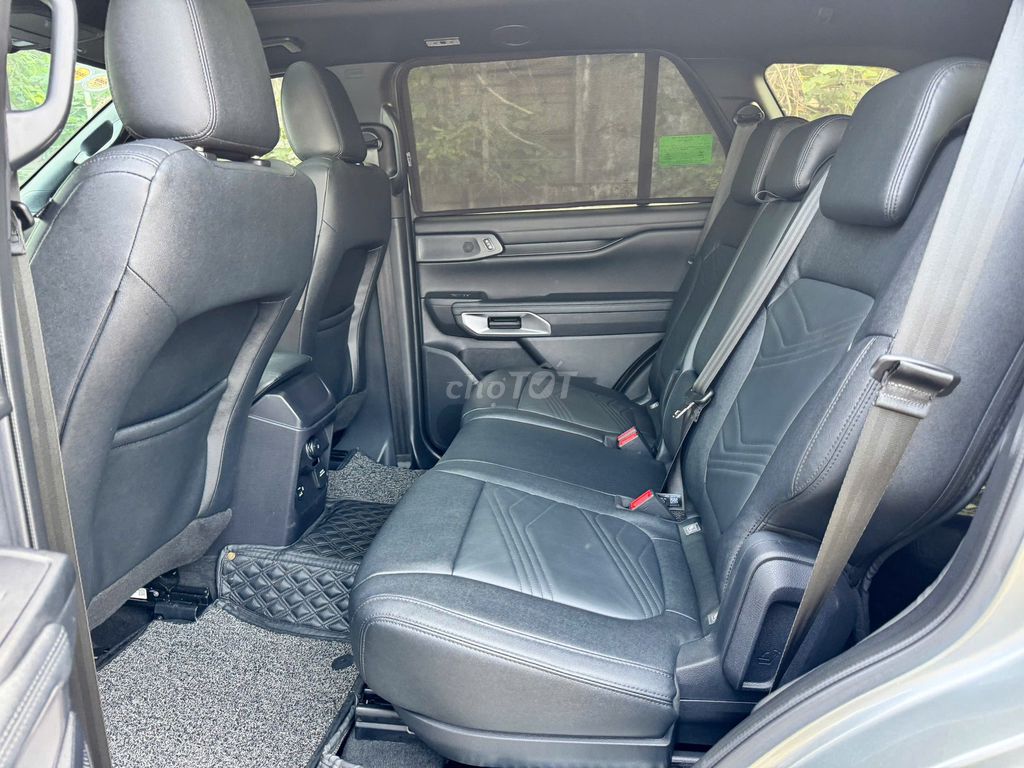 Ford Everest 4x2 Titanium 2022. Mua bán Ô tô tại Quận Long Biên Hà Nội được đăng bởi PHÚC LÂM  AUTO hình 13