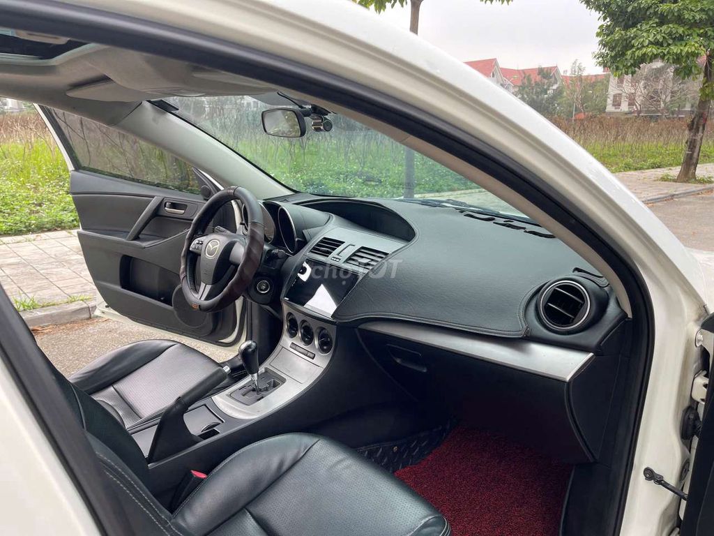 Mazda 3 2011 1.6 AT Sedan - 10000 km. Mua bán Ô tô tại Quận Hà Đông Hà Nội được đăng bởi Tiến Mình hình 6