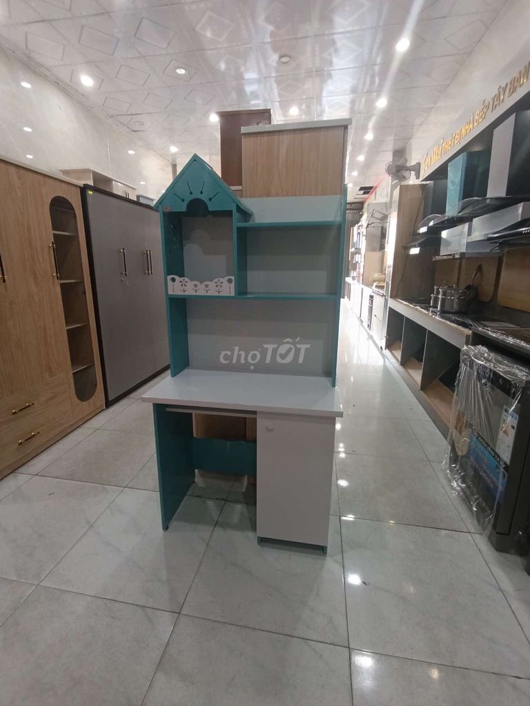 Bàn học sinh Chinhuei Nhựa Xanh. Mua bán Mẹ và bé tại Quận Thanh Khê Đà Nẵng được đăng bởi Dương Ánh hình 1