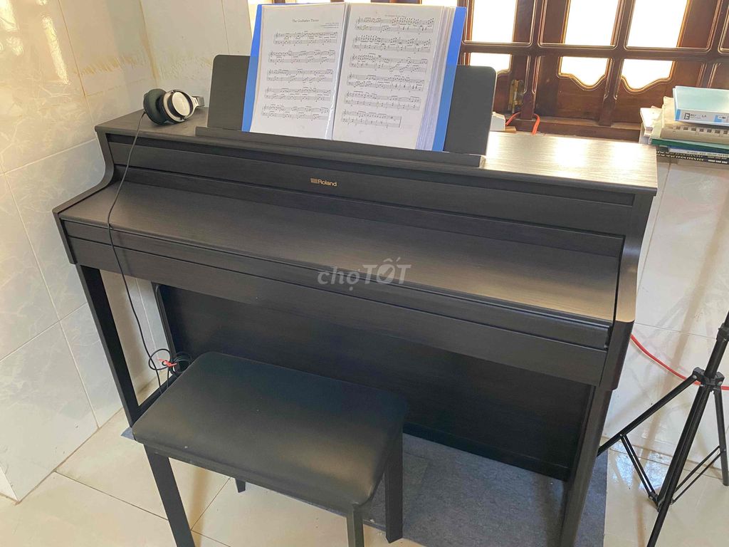 piano roland hp704. Mua bán Nhạc cụ tại Thành phố Phan Thiết Bình Thuận được đăng bởi Vũ hình 1