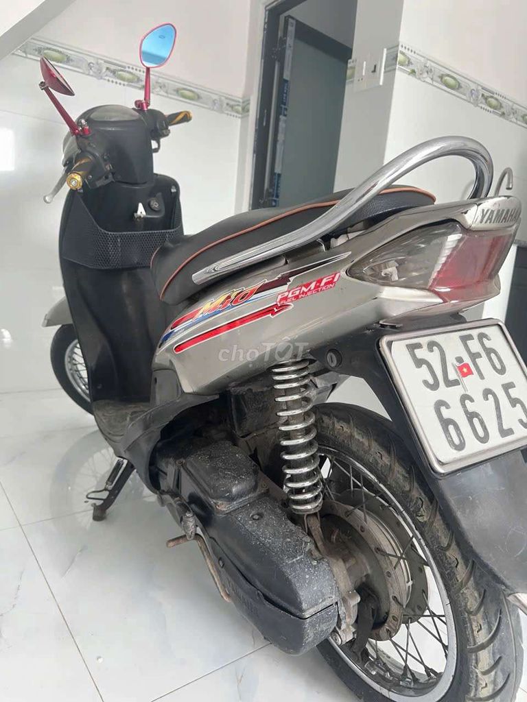 Yamaha Mio 2006 màu Bạc. Mua bán Xe máy tại Huyện Bình Chánh Tp Hồ Chí Minh được đăng bởi Thương Hoài Sơn hình 3