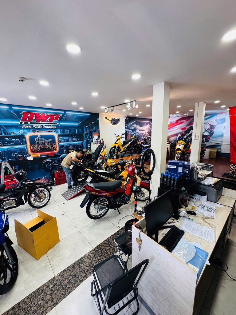 Rent · 7 bd · 97 м² · Quận 6, ул. Đường Kinh Dương Vương