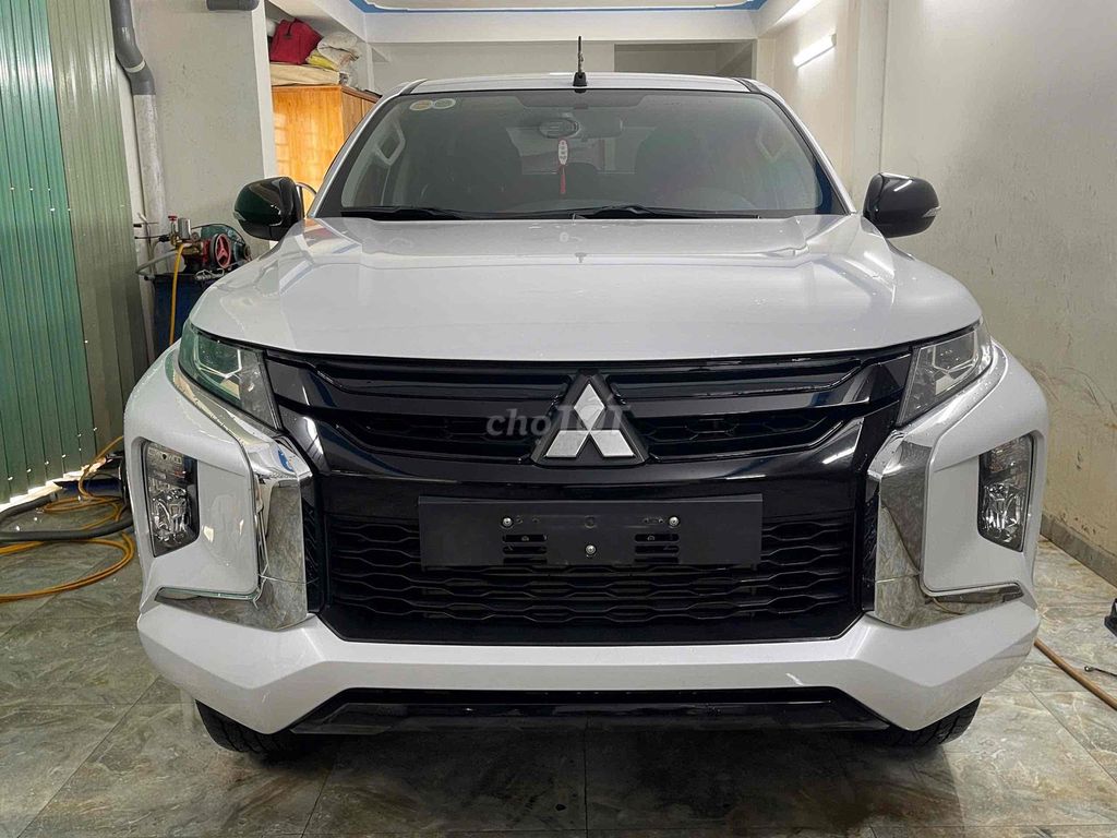 TRITON MT 2 CAU XE MOI CHAY 38 NGHIN CAY. Mua bán Ô tô tại Huyện Đức Trọng Lâm Đồng được đăng bởi SALON ÔTÔ HOÀ THẮNG  hình 1