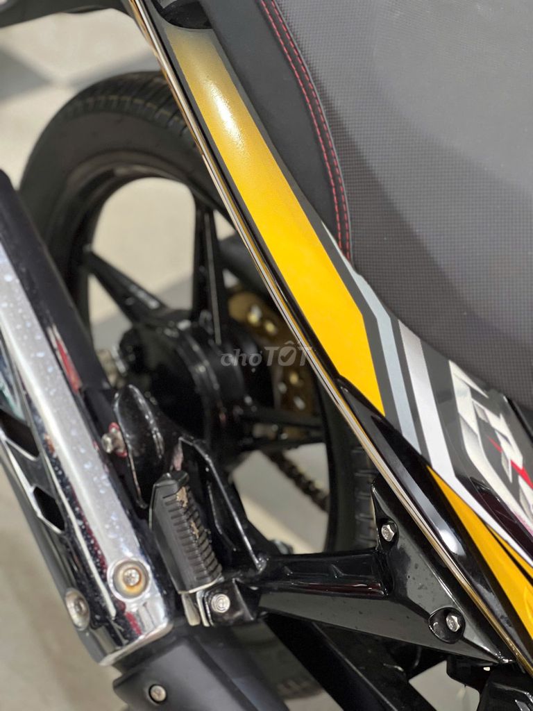 Xe máy Yamaha Exciter 1S94 côn tay. Mua bán Xe máy tại Huyện Trảng Bom Đồng Nai được đăng bởi Của Hàng Xe Máy U Phong hình 4