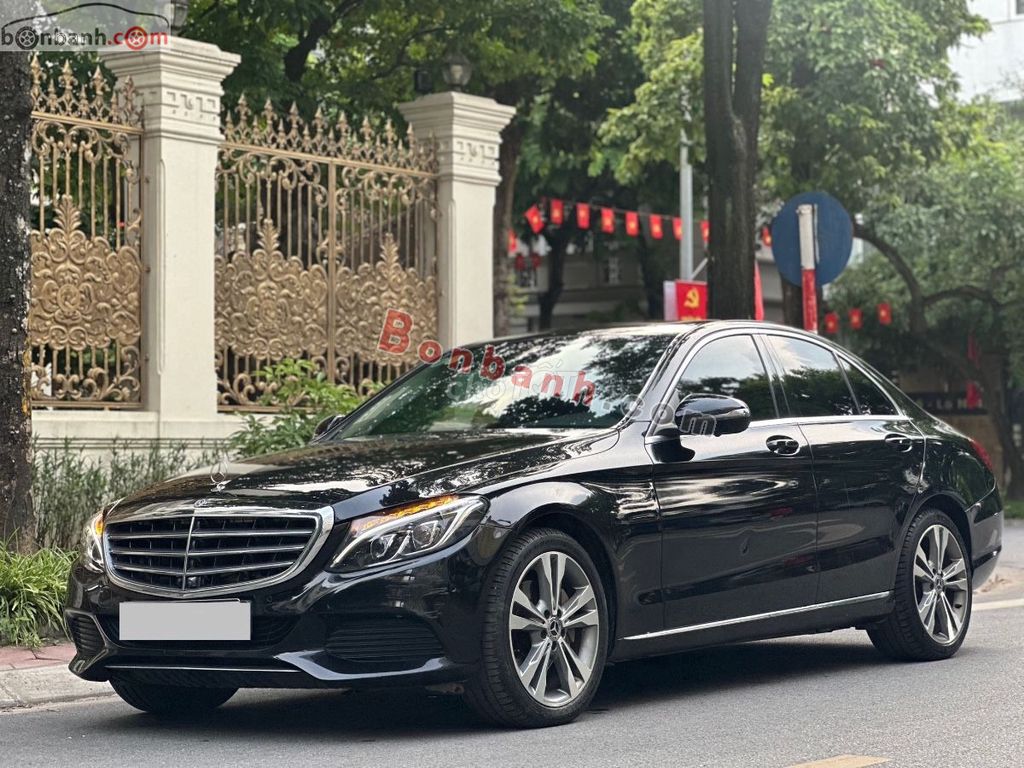 C250-2018 xe chính chủ. Mua bán Ô tô tại Quận Cầu Giấy Hà Nội được đăng bởi Siêu Thị Ô Tô hình 4