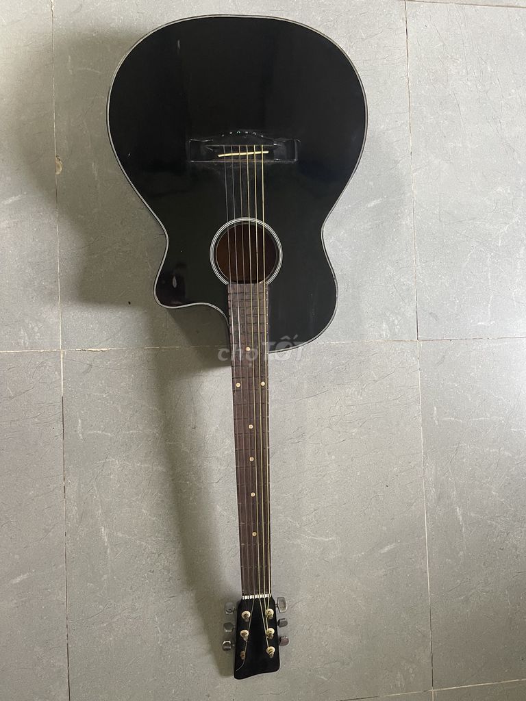 Bán đàn guitar