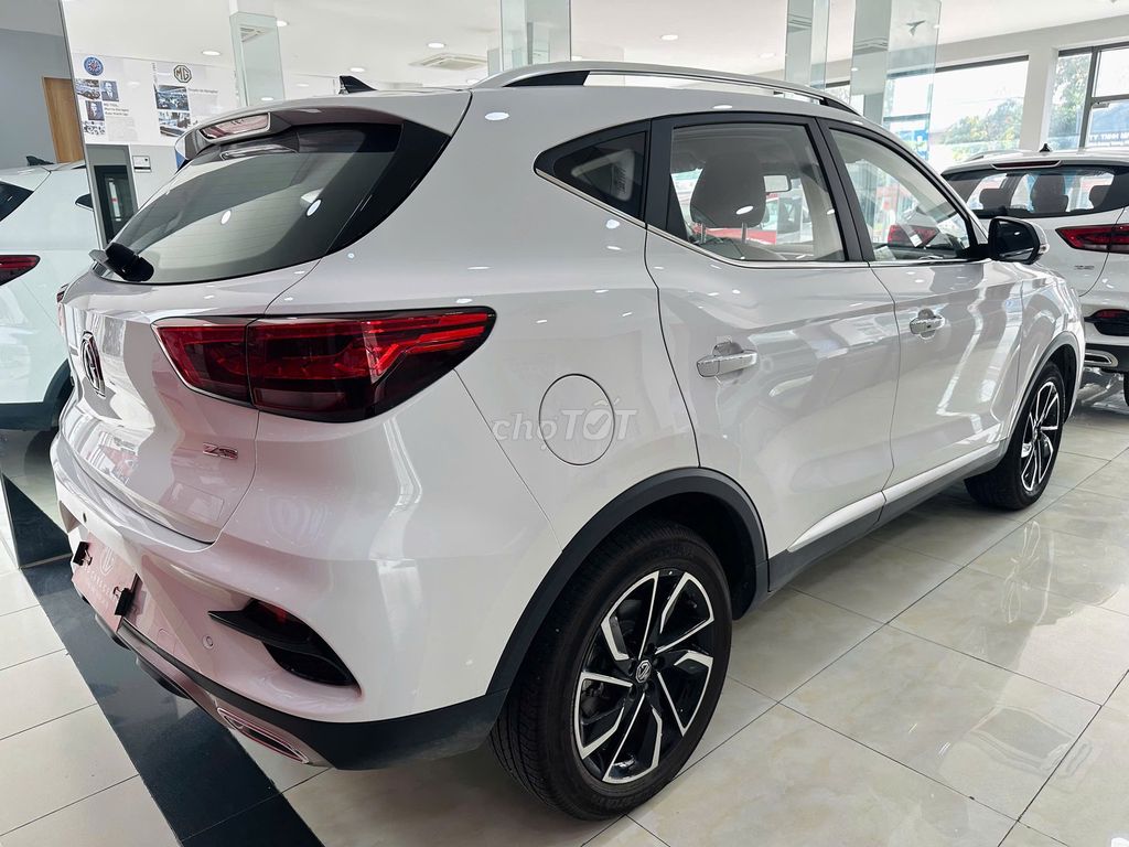 ZS LUXURY - SẢN XUẤT 2025 - LƯỚT 7.600KM. Mua bán Ô tô tại Quận 6 Tp Hồ Chí Minh được đăng bởi Lê Minh MG Kinh Dương Vương hình 3