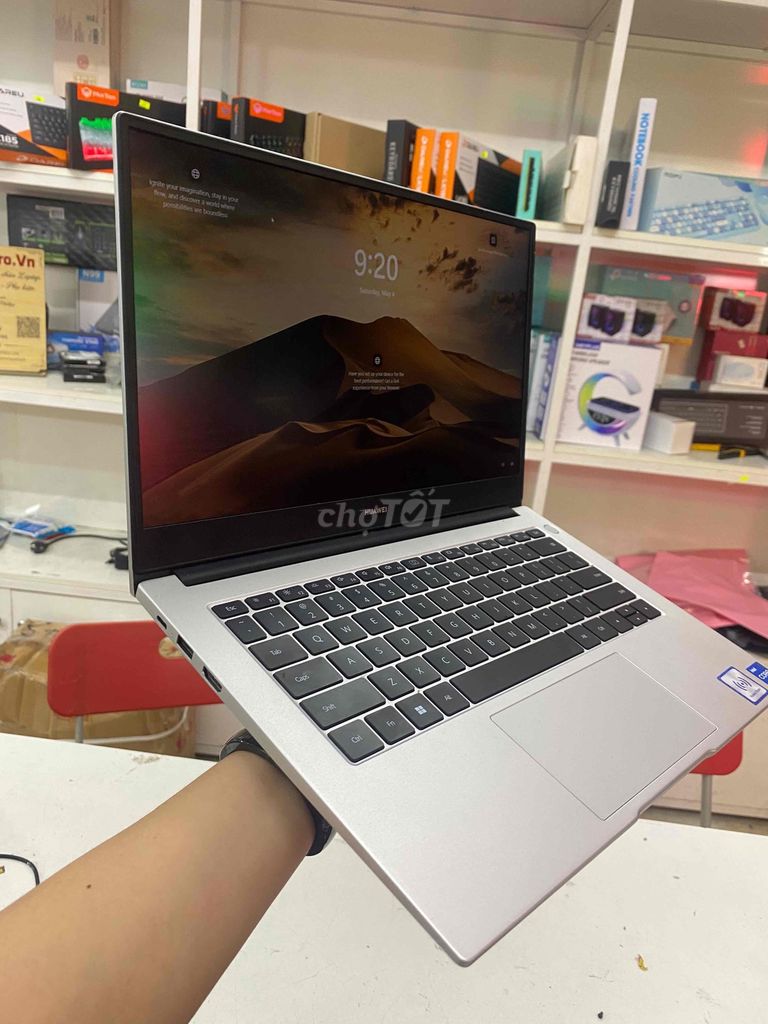 laptop huawei đời mới i3/8gb/256 mỏng BH HÃNG 2025