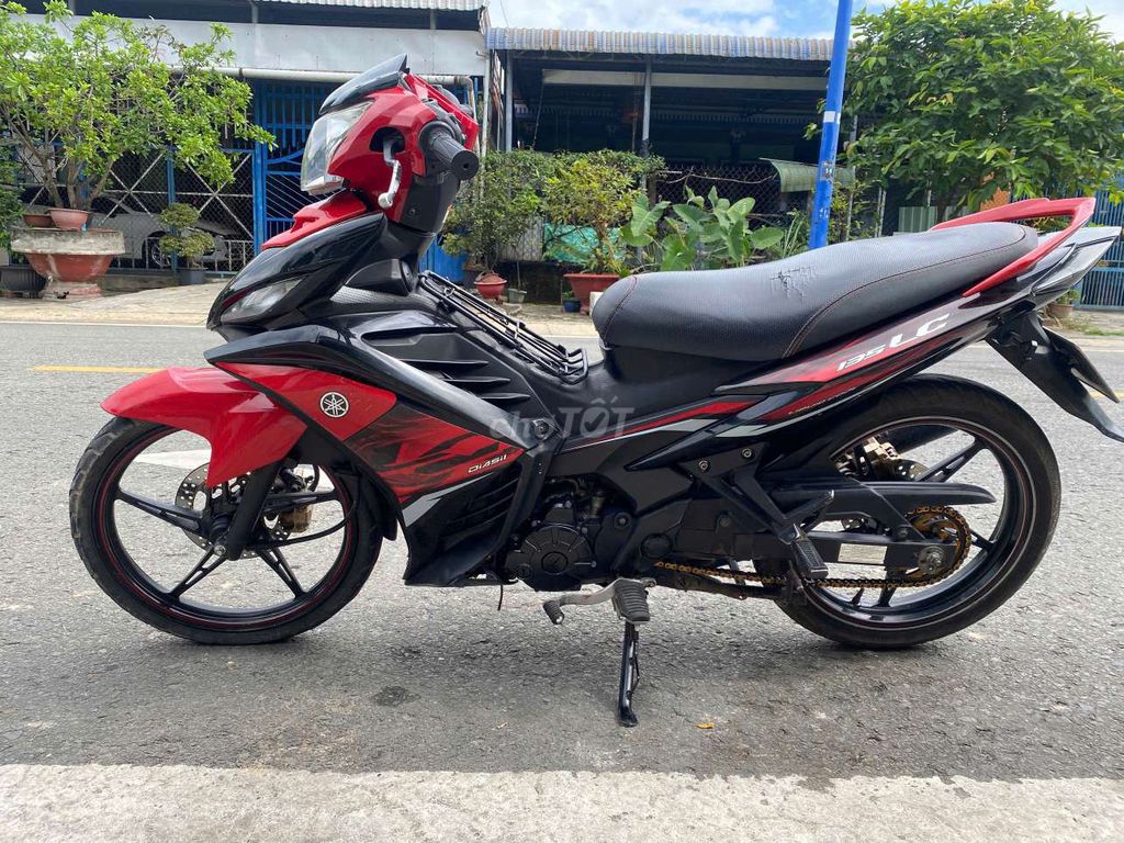 Yamaha Exciter 135 LC 2014 Đỏ đen. Mua bán Xe máy tại Thành phố Thủ Dầu Một Bình Dương được đăng bởi xe máy Huy Hoàng hình 3