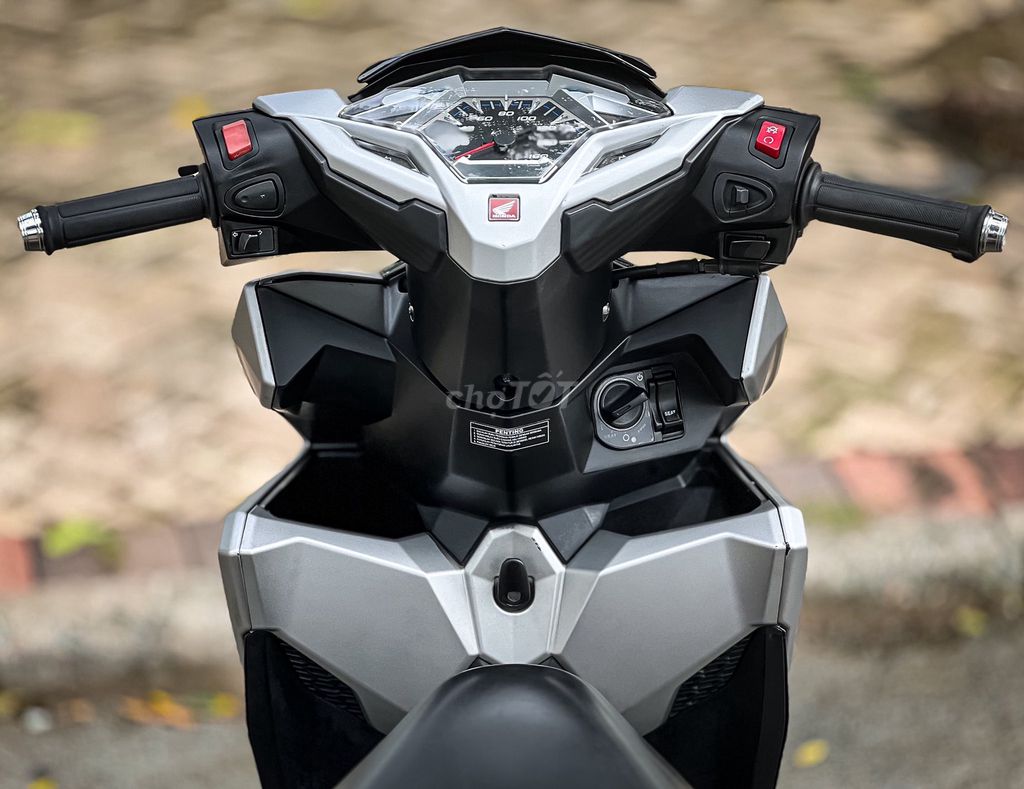 Click thái 2016 options real chính chủ. Mua bán Xe máy tại Quận 4 Tp Hồ Chí Minh được đăng bởi Hoàng hình 4