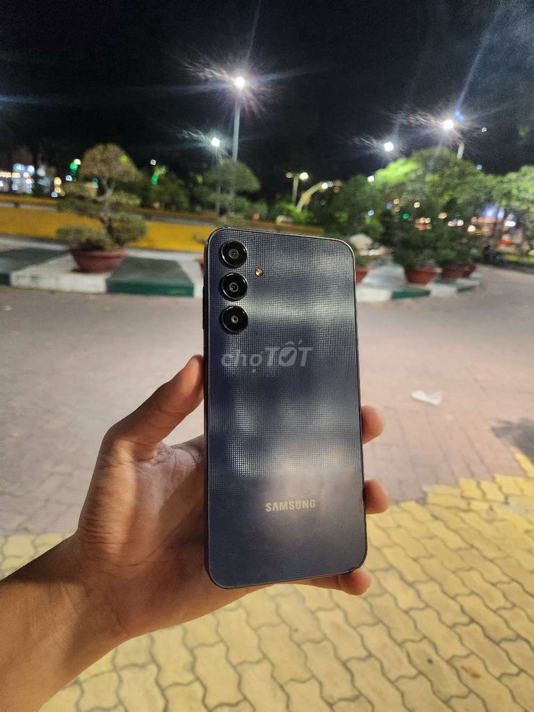 Samsung A25 5G 8GB/128GB Đen. Mua bán Điện thoại tại Thành phố Tây Ninh Tây Ninh được đăng bởi Diệt Thuốc TN hình 1
