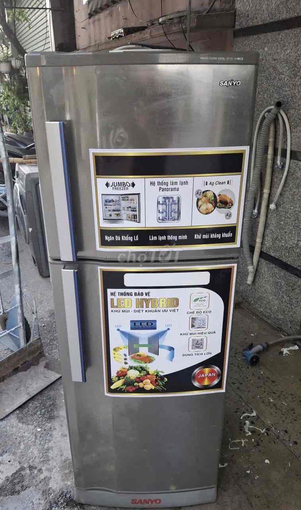 Tủ lạnh Sanyo 200L đã qua sử dụng. Mua bán Tủ lạnh tại Quận 7 Tp Hồ Chí Minh được đăng bởi shop đồ cũ hình 1