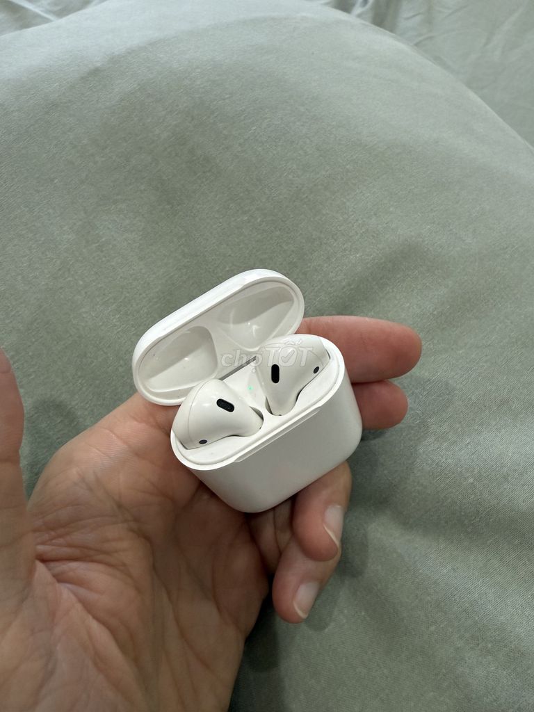 Tai nghe Apple AirPods 2 Trắng Đã qua sử dụng. Mua bán Tivi, Âm thanh tại Quận Ngũ Hành Sơn Đà Nẵng được đăng bởi Dmitrii hình 1