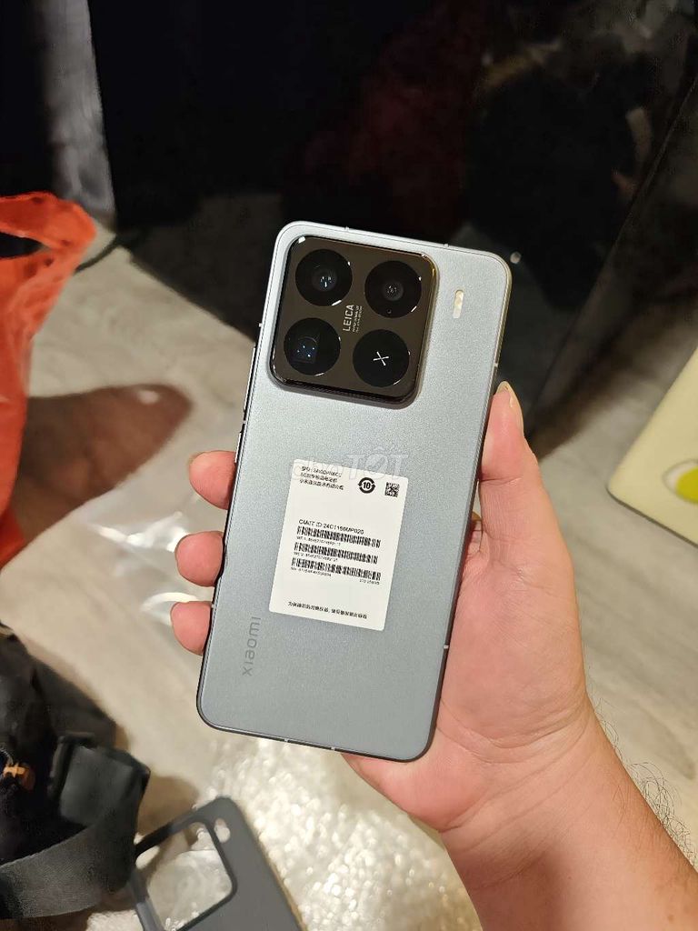 Xiaomi 15 Pro(12/256) màu titan fullbox likenew gl