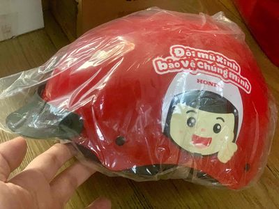 Mũ bảo hiểm cho bé. Mua bán Mẹ và bé tại Quận 11 Tp Hồ Chí Minh được đăng bởi Cẩm Hùng
