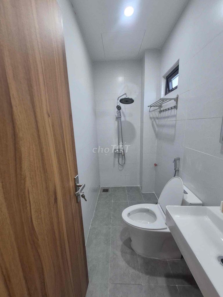 Luxury 4-bedroom house on Bùi Công Trừng — photo 6