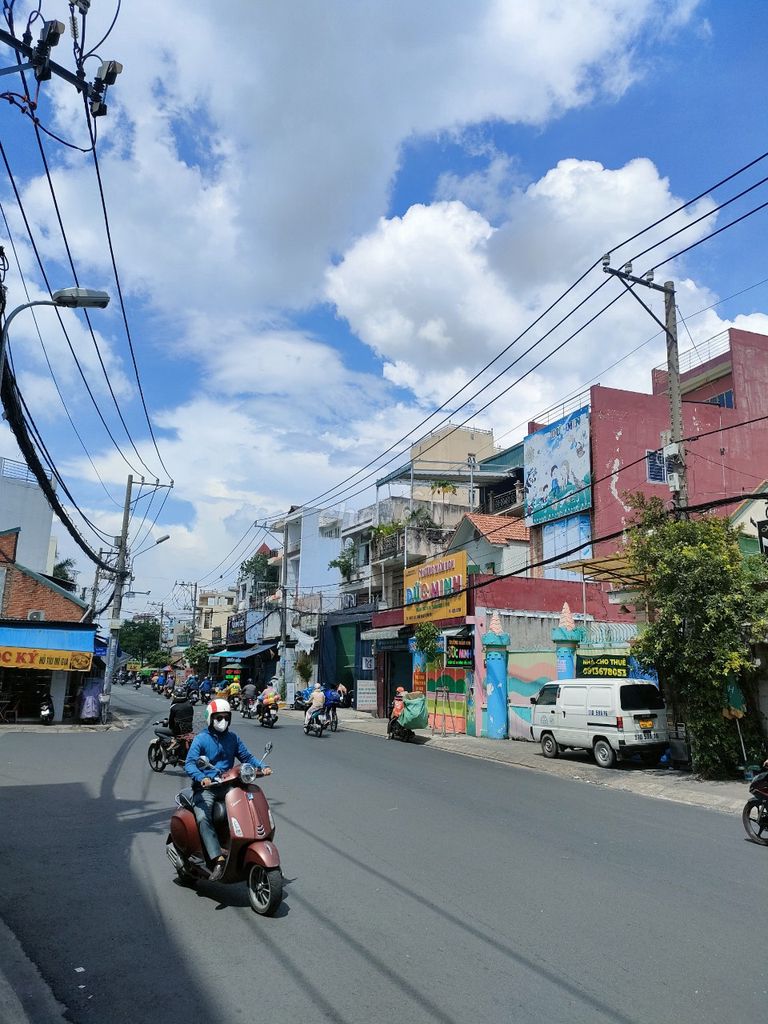 Bán NHÀ MT Nguyễn Xuân Khoát - Tân Phú 8x15m , 5,8 Tỷ