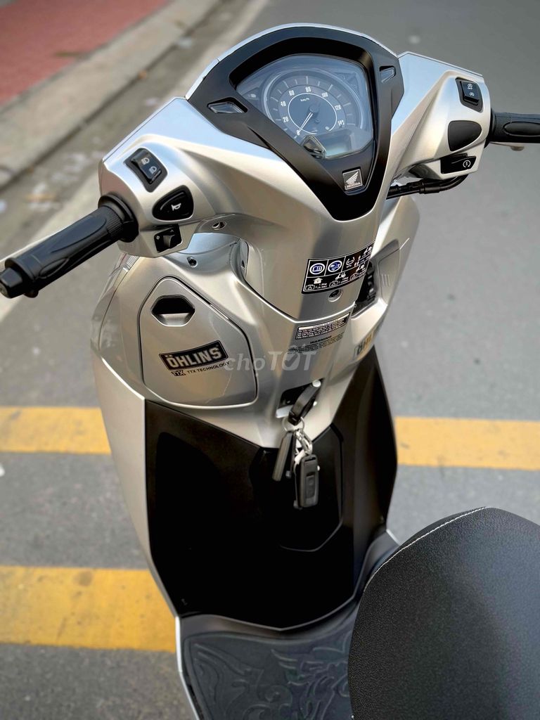 LEAD 125 4VAL mẫu 2023 1chủ siêu ít đi5000km mới99. Mua bán Xe máy tại Quận 11 Tp Hồ Chí Minh được đăng bởi CỬA HÀNG CHUYÊN GÓP NỢ XẤU hình 5