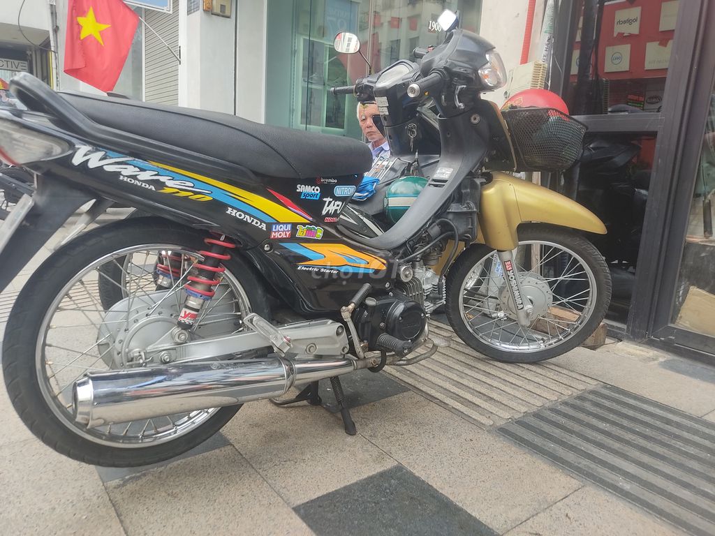 Cần tiền đóng học cho con gái nên bán nhanh. Mua bán Xe máy tại Quận 1 Tp Hồ Chí Minh được đăng bởi A Tiền hình 2