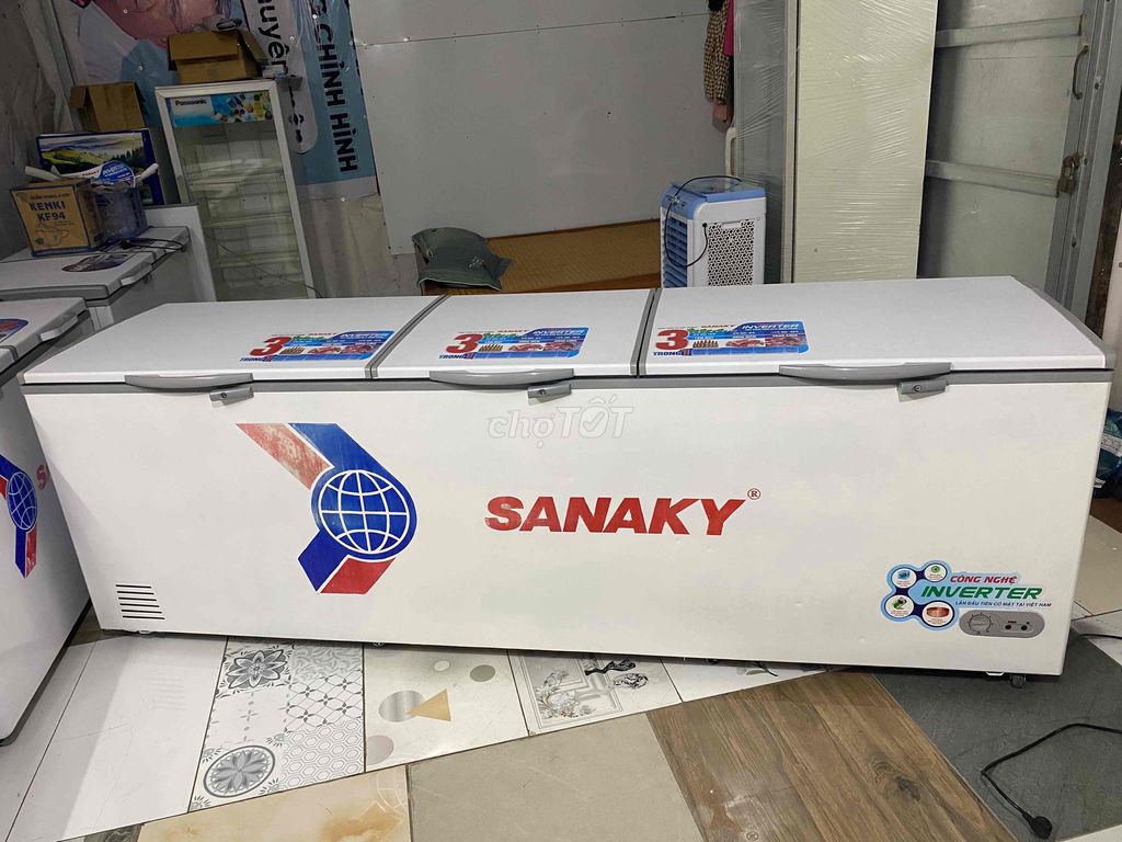 thanh lý tủ đông sanaky 3 cánh 1100L đang sử dụng