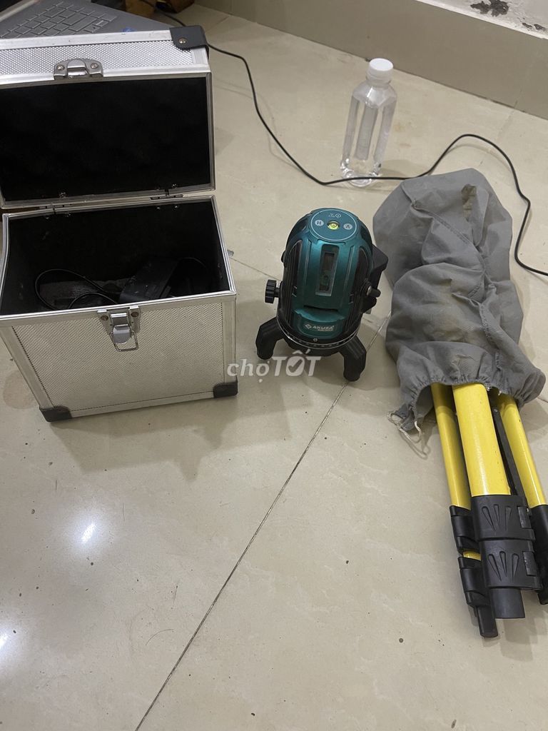 Máy cân bằng laser AKUZA Xanh lá Đã qua sử dụng. Mua bán Đồ chuyên dụng, Giống nuôi trồng tại Quận Lê Chân Hải Phòng được đăng bởi Nguyễn Huy hình 1