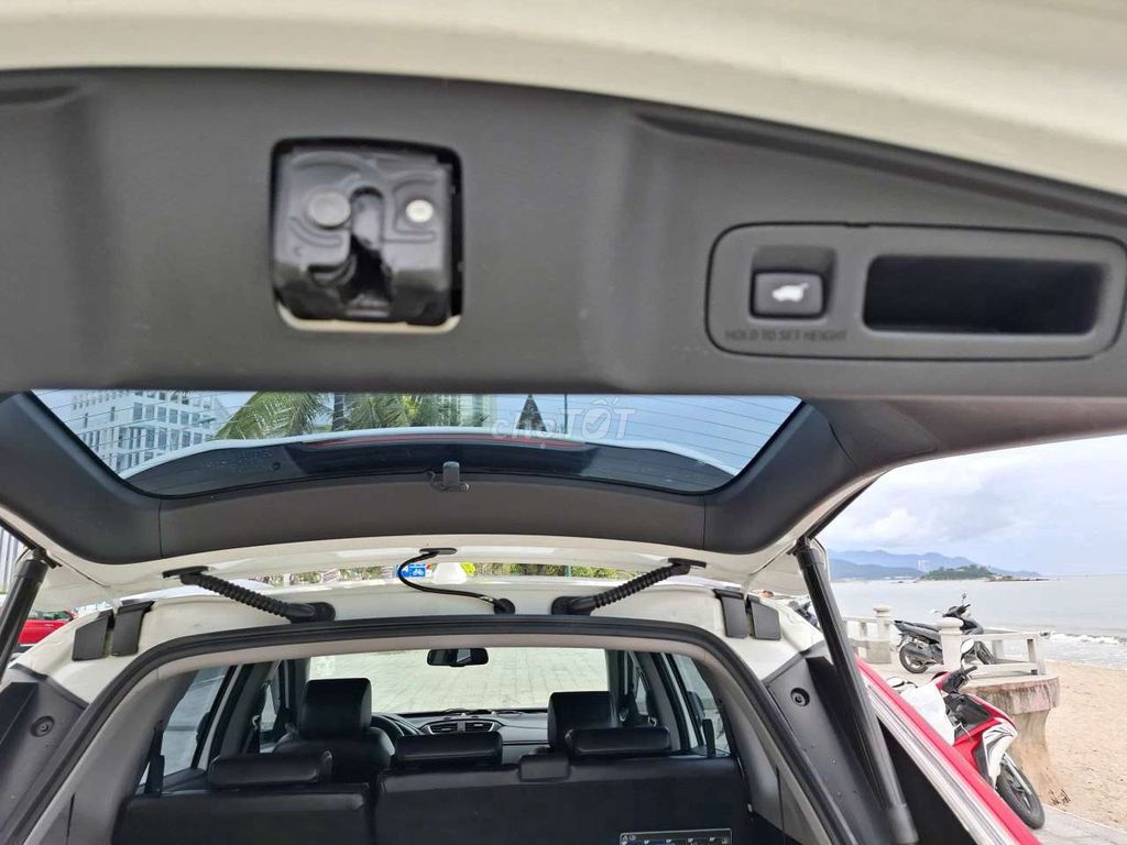 Honda CrV 2019 Bản L. Mua bán Ô tô tại Quận Thanh Xuân Hà Nội được đăng bởi Hiền hình 7