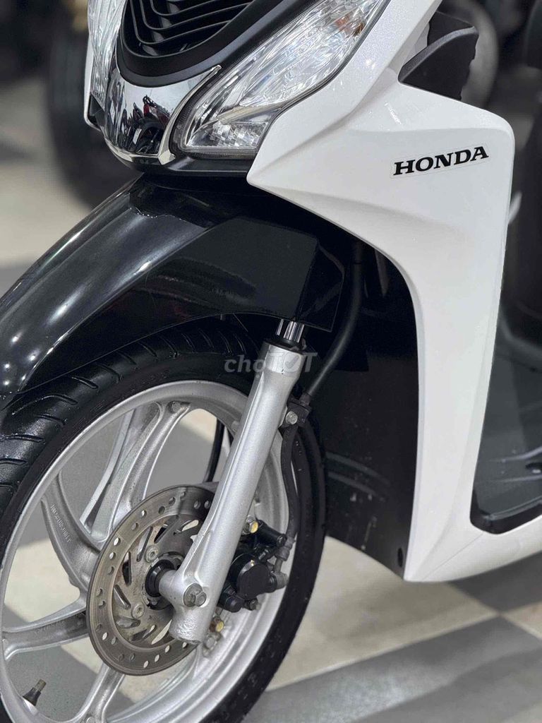 vision 2018 máy zin bán hay đổi có góp. Mua bán Xe máy tại Huyện Trảng Bom Đồng Nai được đăng bởi Của Hàng Xe Máy U Phong hình 7