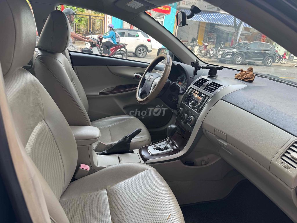 Toyota Corolla Altis 2014 1.8G AT - 65000 km. Mua bán Ô tô tại Quận Thanh Khê Đà Nẵng được đăng bởi Phan Ánh Nguyên hình 5