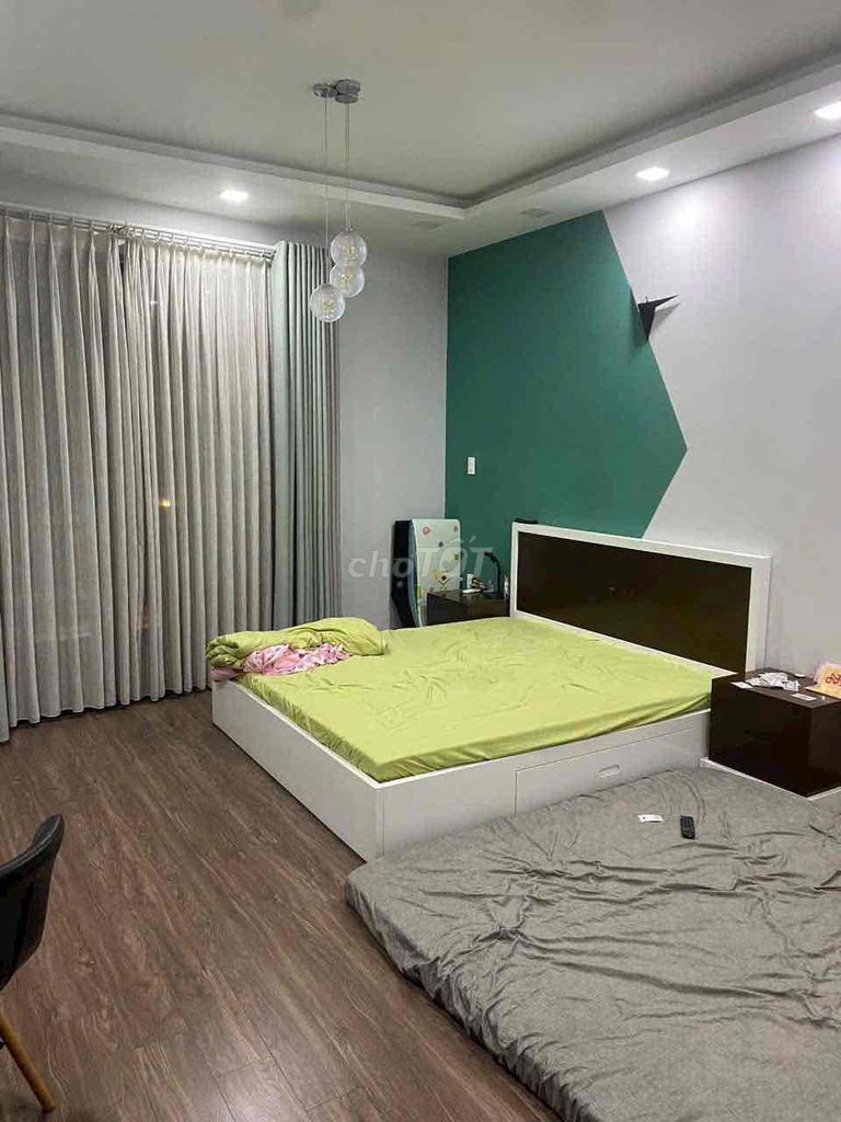 Cho thuê nhà MT đường Tên Lửa DT 8x25 XD 3,5 tấm . Giá 50tr