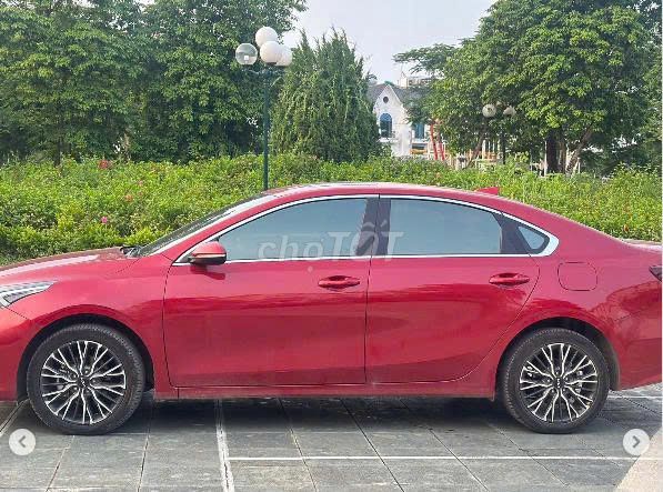 Kia K3 1.6 luxury sx 2025 - 2000km. Mua bán Ô tô tại Quận Hà Đông Hà Nội được đăng bởi Tú Carrick hình 2