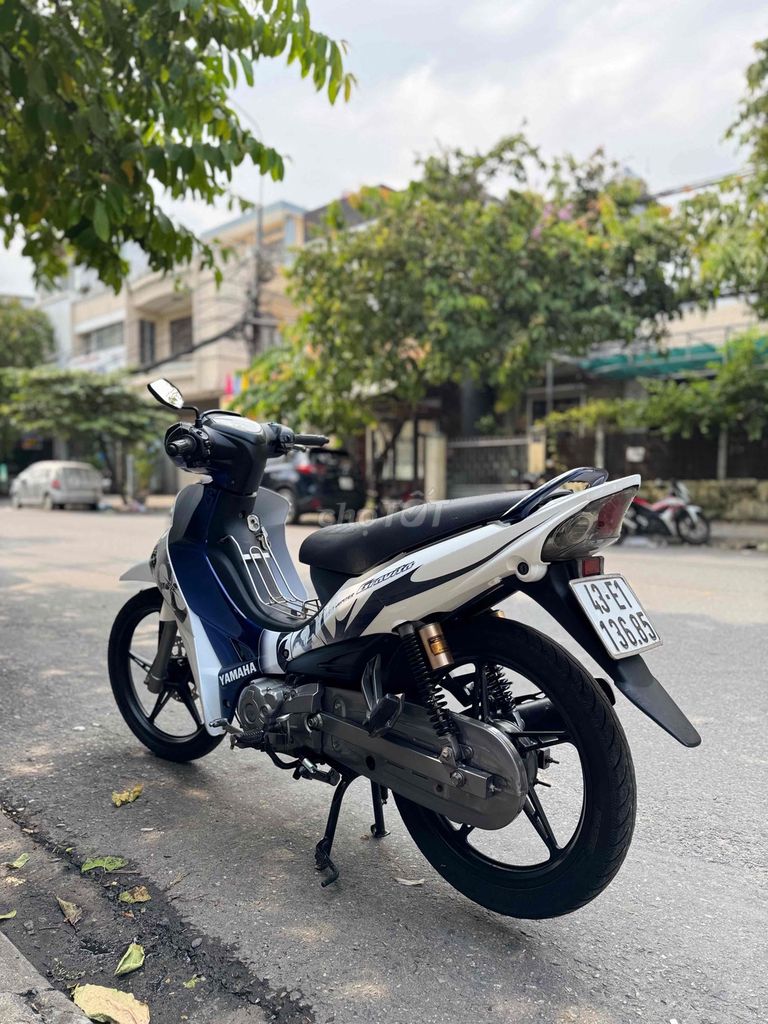 Мопед Yamaha Jupiter Gravita бело-синий