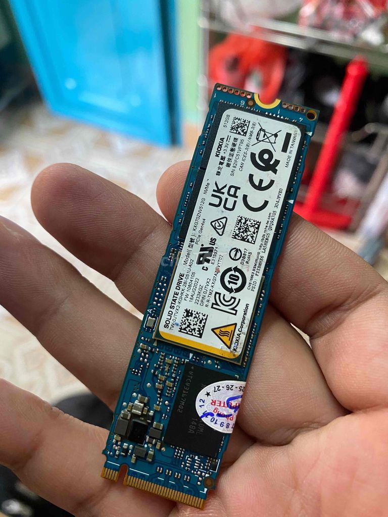 Nâng cấp dư ổ Nvme 512G tôshiba zin tốt