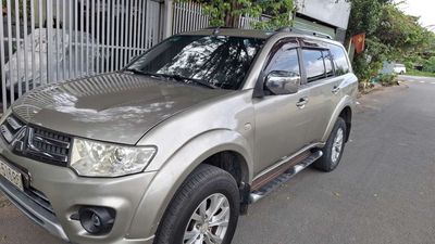 Mitsubishi Pajero Sport 2015 chính chủ mua mới