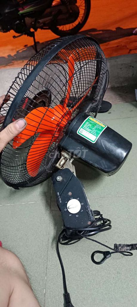 Quạt treo tường Senko Đen Cam 47W Việt Nam. Mua bán Quạt tại Huyện Nhà Bè Tp Hồ Chí Minh được đăng bởi repairer motorbikes hình 1