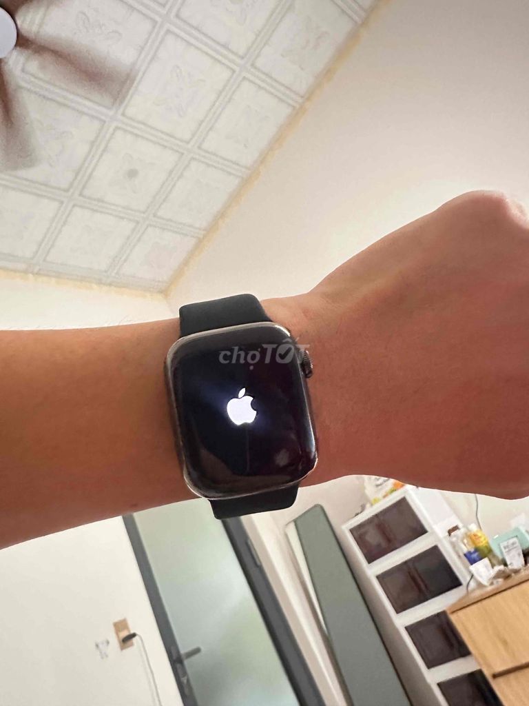 Apple Watch Series 4 40mm Nhôm. Mua bán Thiết bị đeo thông minh tại Huyện Krông Năng Đắk Lắk được đăng bởi Tuấn nghĩa  hình 1
