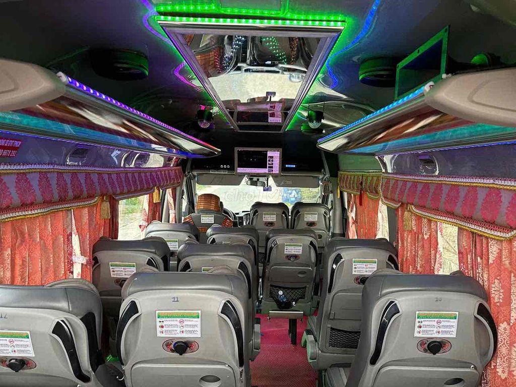 Hyundai Solati 2018 2.5 A2 - 178000 km. Mua bán Ô tô tại Huyện Củ Chi Tp Hồ Chí Minh được đăng bởi phong nguyen hình 3