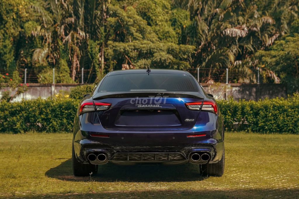 PORSCHE MACAN MODEL 2022 MỘT CHỦ OPTIONS 800 TRIỆU. Mua bán Ô tô tại Quận 7 Tp Hồ Chí Minh được đăng bởi Tung hình 7