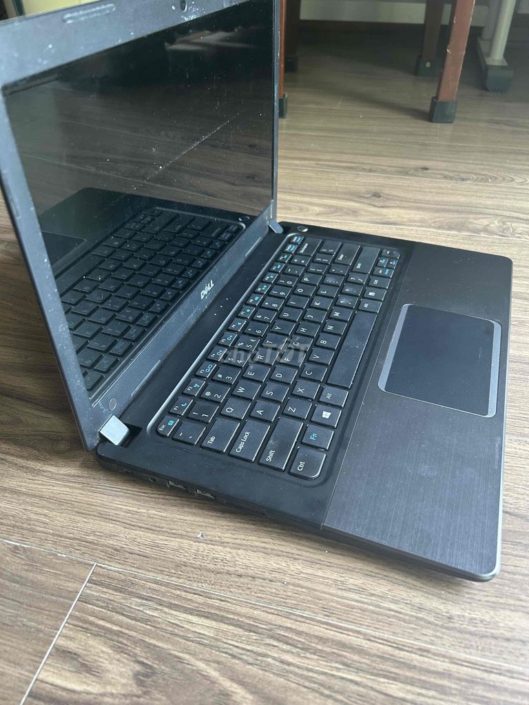 Thanh lý laptop mỏng nhẹ dùng tốt cho học tập, văn. Mua bán Laptop tại Quận Hải Châu Đà Nẵng được đăng bởi PTP2017 hình 1