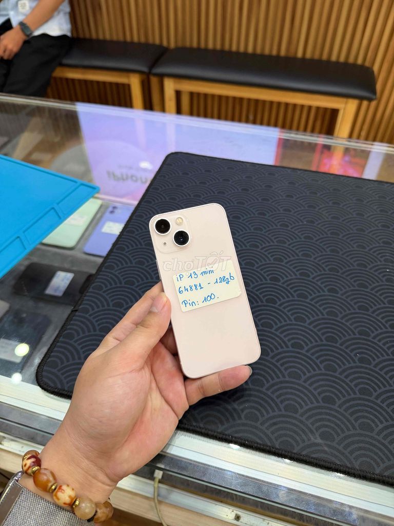 Iphone 13 mini 128gb Pink. Mua bán Điện thoại tại Quận Gò Vấp Tp Hồ Chí Minh được đăng bởi Võ Chí Bảo hình 1