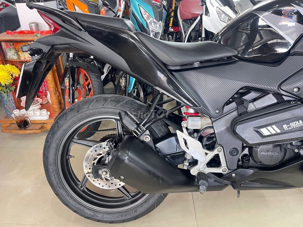 CBR 150R nhập Thái ( sip toàn quốc). Mua bán Xe máy tại Thành phố Thủ Đức Tp Hồ Chí Minh được đăng bởi Hoàng gia moto hình 6