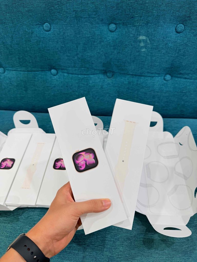 Apple Watch Series 11 GPS LTE Hồng 42mm. Mua bán Thiết bị đeo thông minh tại Quận Đống Đa Hà Nội được đăng bởi trần văn đạt hình 1