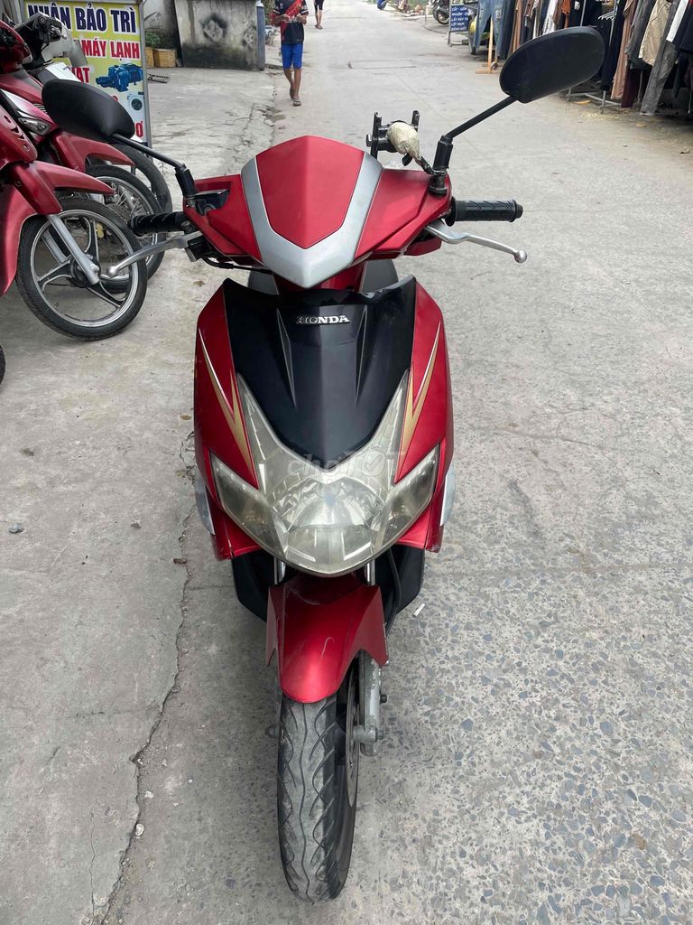 Honda Air Blade màu Đỏ. Mua bán Xe máy tại Huyện Đức Hòa Long An được đăng bởi XE MÁY CŨ LONG AN hình 5