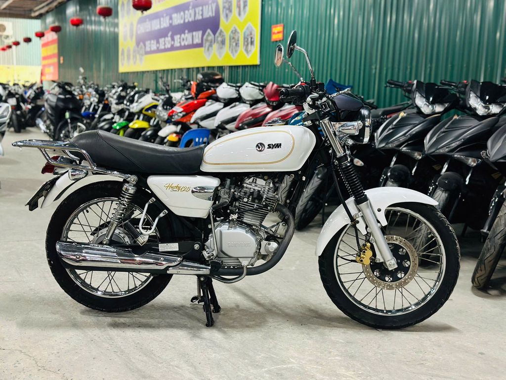 XE MÁYTHANHTÙNG_HUSKY 125 ĐEN NGUYÊN BẢN CHÍNH CHỦ. Mua bán Xe máy tại Quận Nam Từ Liêm Hà Nội được đăng bởi THANH TÙNG hình 3