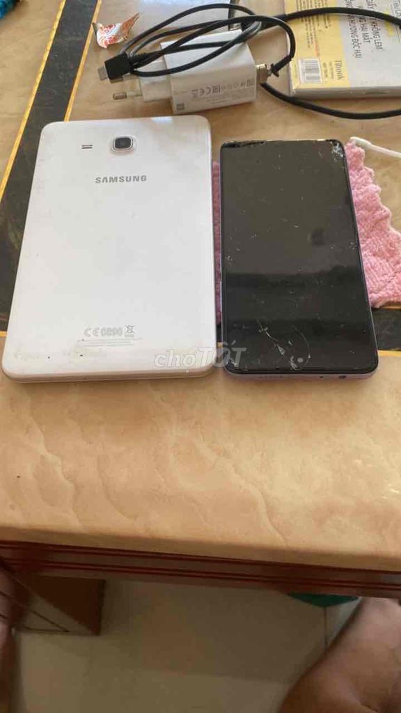 Samsung Galaxy Tab  Trắng và realmi. Mua bán Máy tính bảng tại Thành phố Vũng Tàu Bà Rịa - Vũng Tàu được đăng bởi Thang Thang hình 1