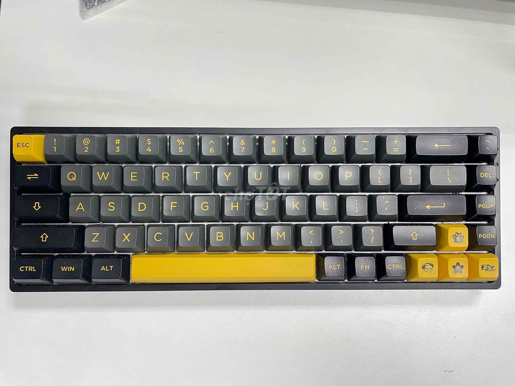 Bàn phím cơ Akko 3068B Multi-modes. Mua bán Phụ kiện (Màn hình, Chuột...) tại Quận 7 Tp Hồ Chí Minh được đăng bởi Đỗ Thành Nhân hình 1