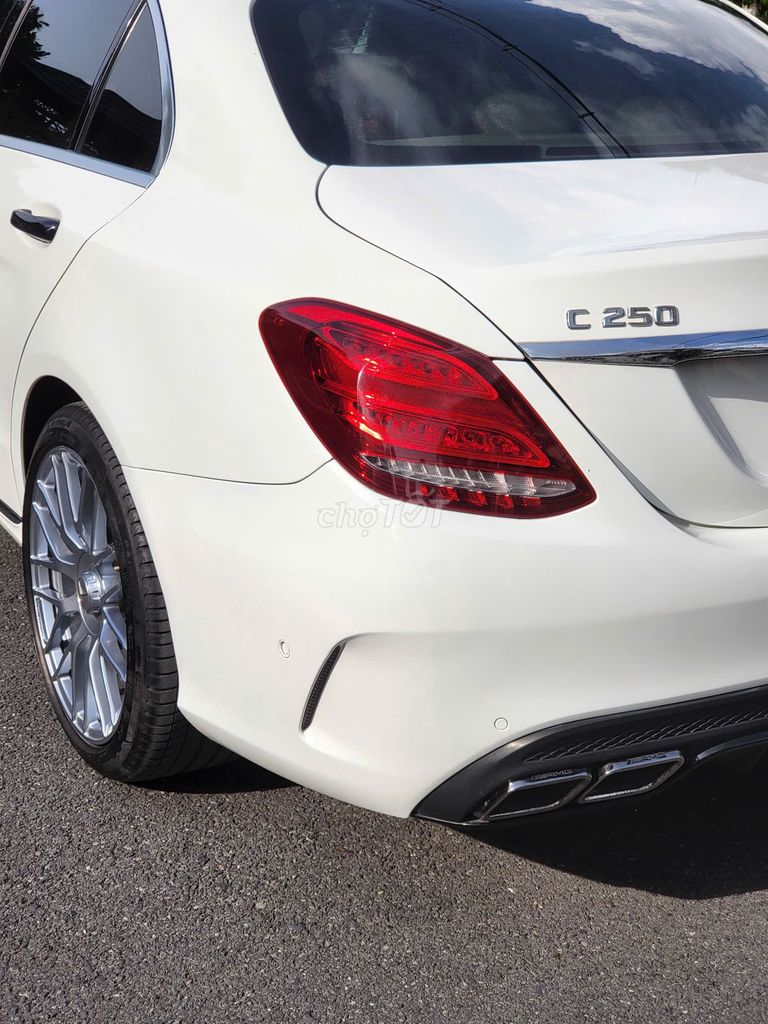 Mercedes-Benz C250 nâng cấp Full AMG thể thao Xịn. Mua bán Ô tô tại Quận 12 Tp Hồ Chí Minh được đăng bởi Hoàng Pháp hình 9